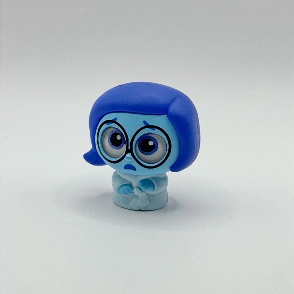 Disney Doorables Series 14 “Let’s Party”-RARE Sadness (Inside Out)-BNWOT